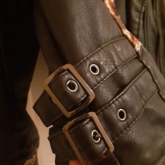 Embroidered jacket - Picture 4 of 6